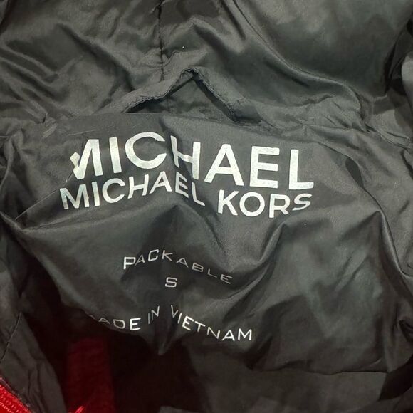 Michael Michael Kors Red Packable Winter Puffer Jacket Women’s Small - Picture 4 of 4
